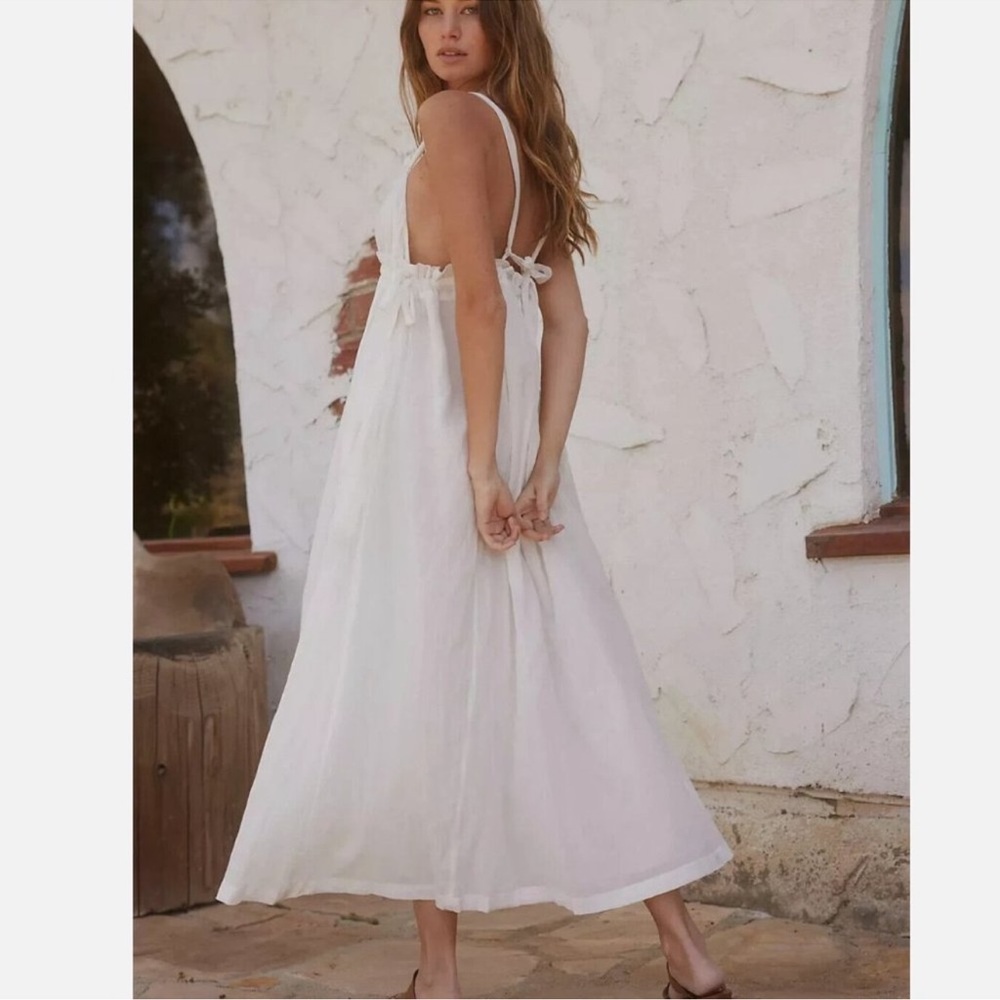 White C’est Bon Midi